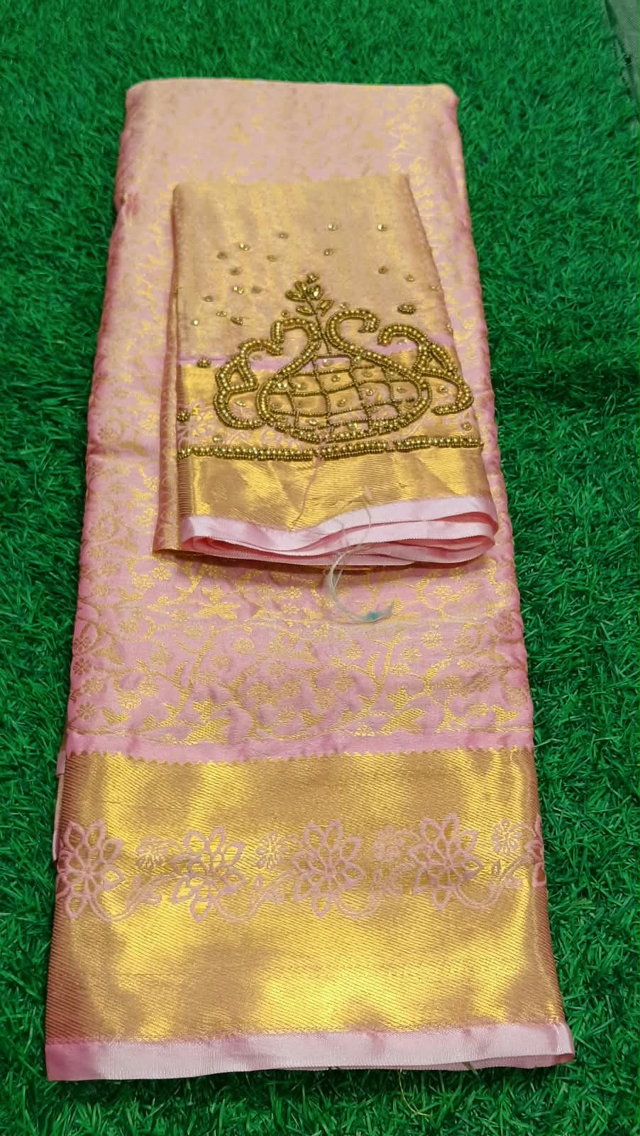 SJ143 TRISHA SAREE