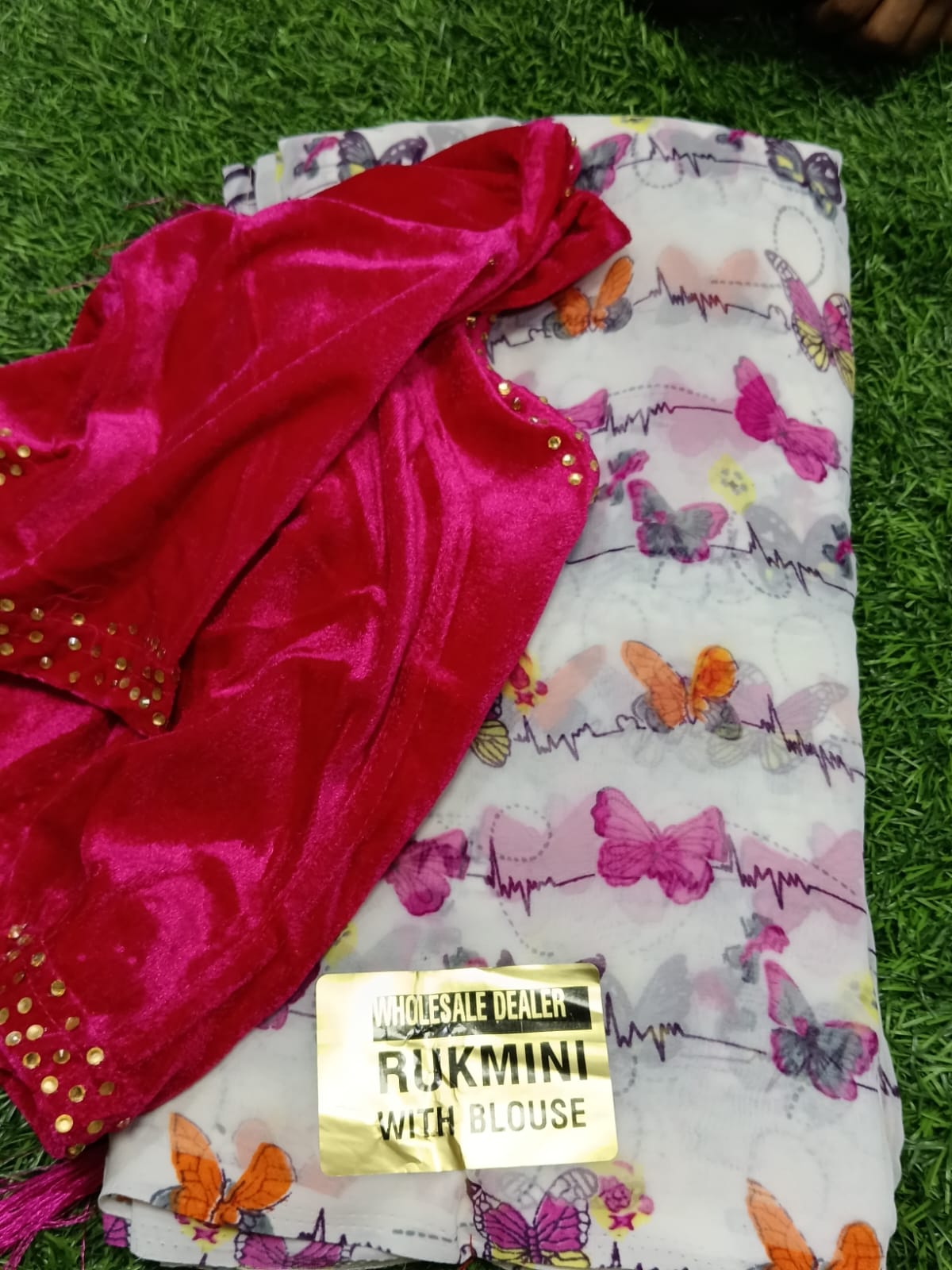 SJ009 MASTERPIECE SAREE WITH READYMADE BLOUSE