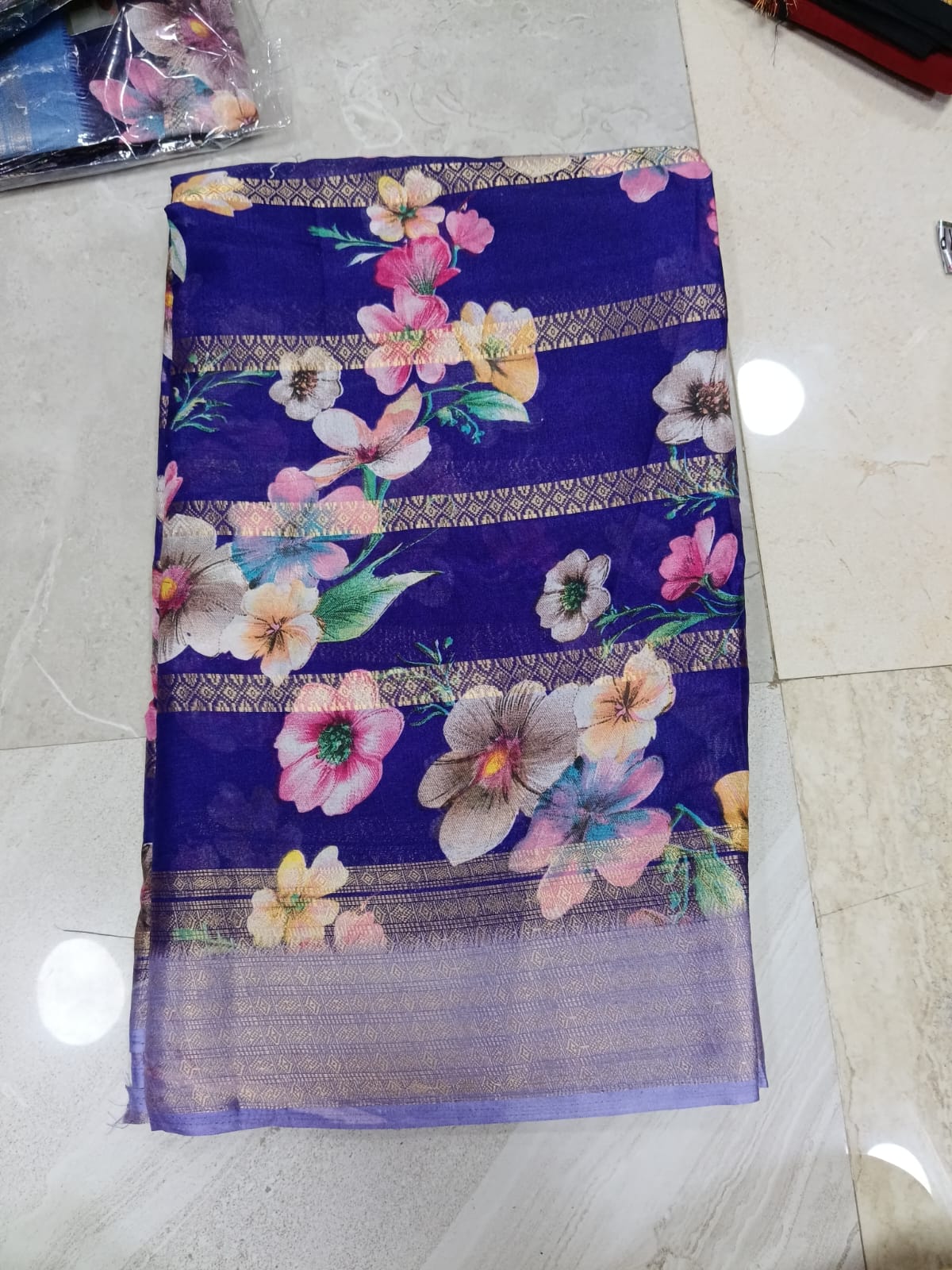 SJ010 SOFT MATERIAL WITH  ZARI LINE