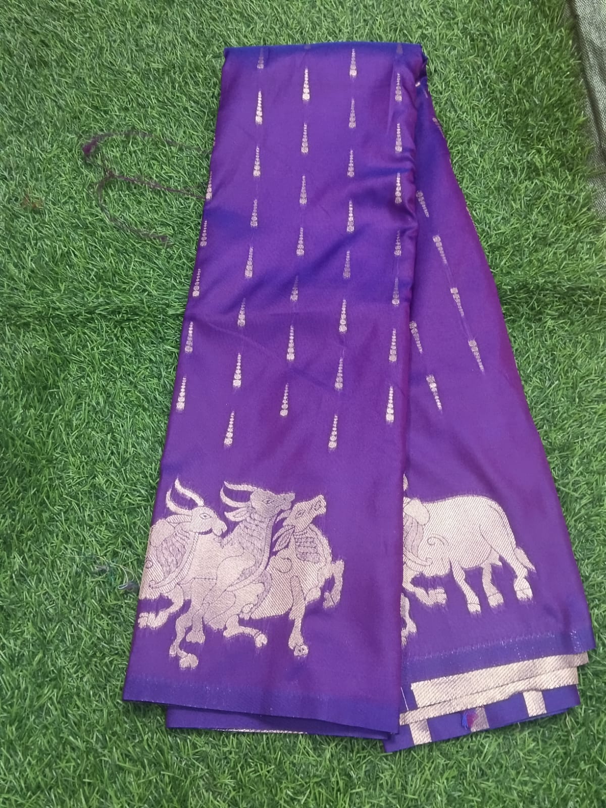 SJ019 MULBERY SILK BULL COW ZARI PRINT