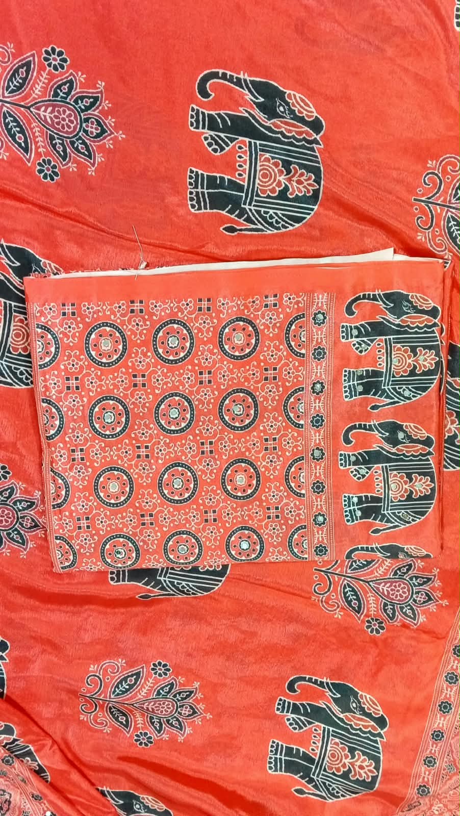 SJ134 ELEPHANT PRINT GRAP SILK SAREE