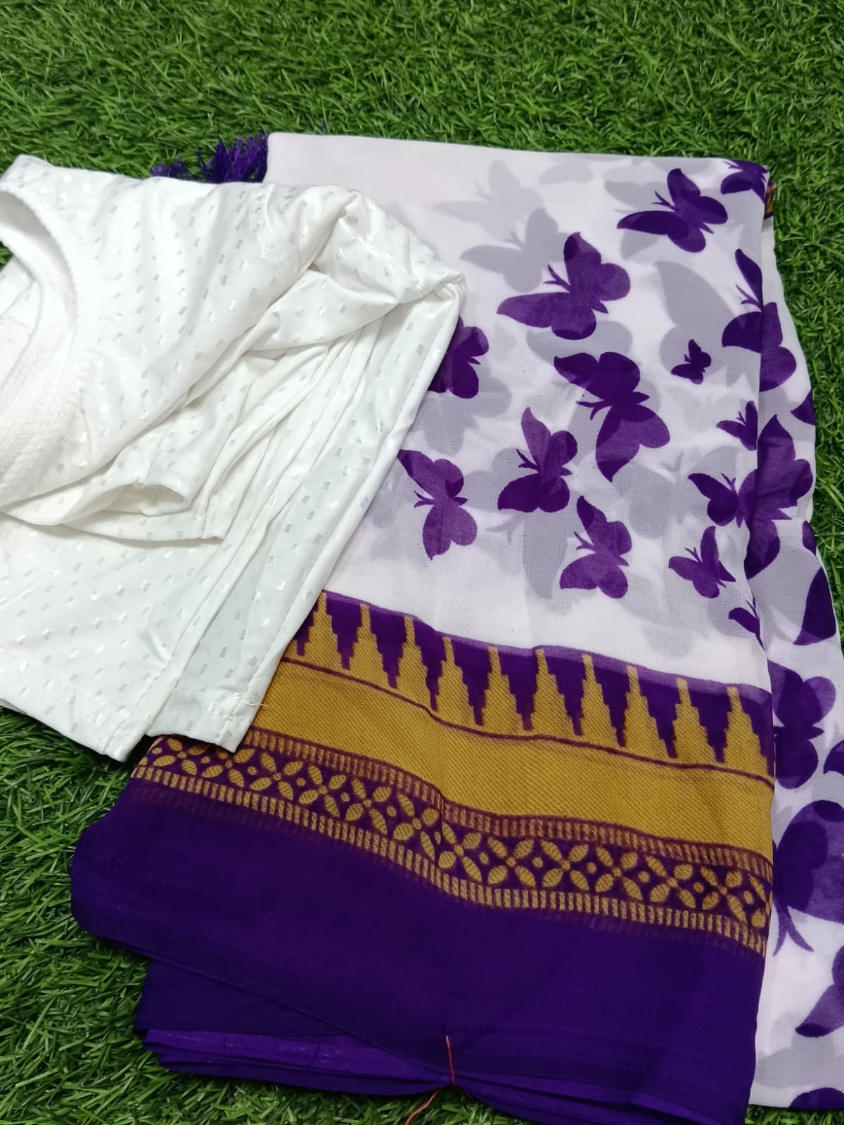 SJ009 MASTERPIECE SAREE WITH READYMADE BLOUSE