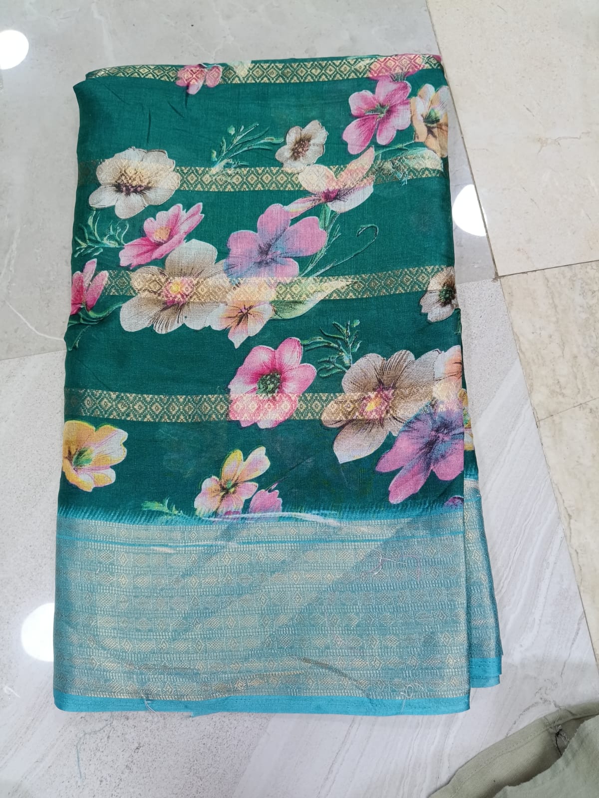 SJ010 SOFT MATERIAL WITH  ZARI LINE