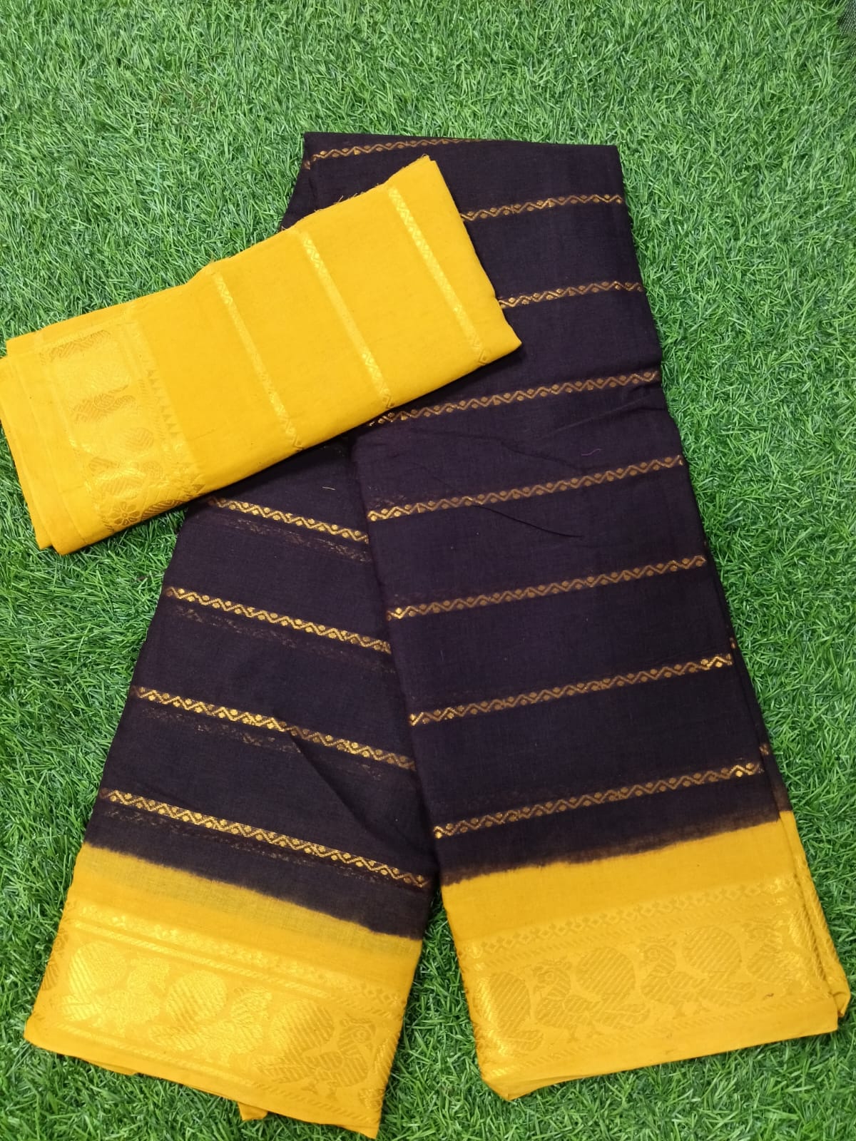 SJ011 VELUTHARI SAREE WITH BLOUSE