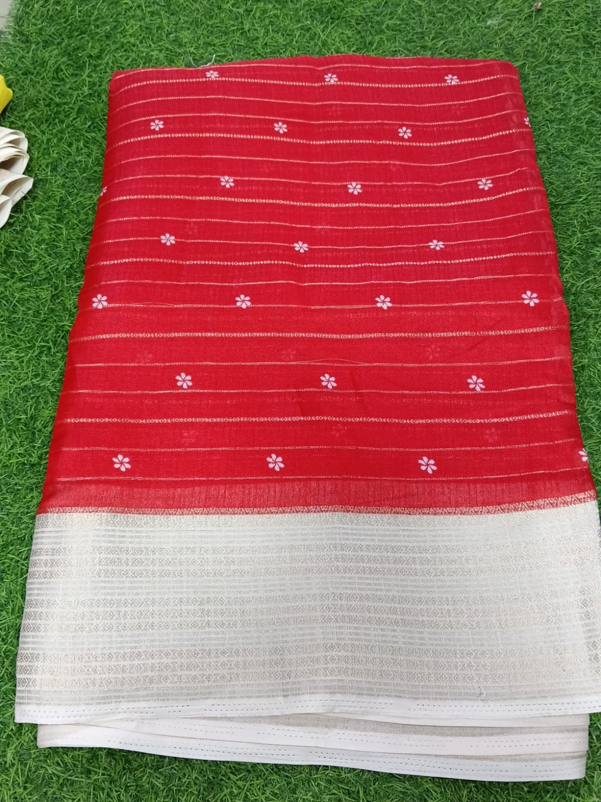 SJ063 MARSHMALLOW FABIRC WITH  CONTRAST BORDER