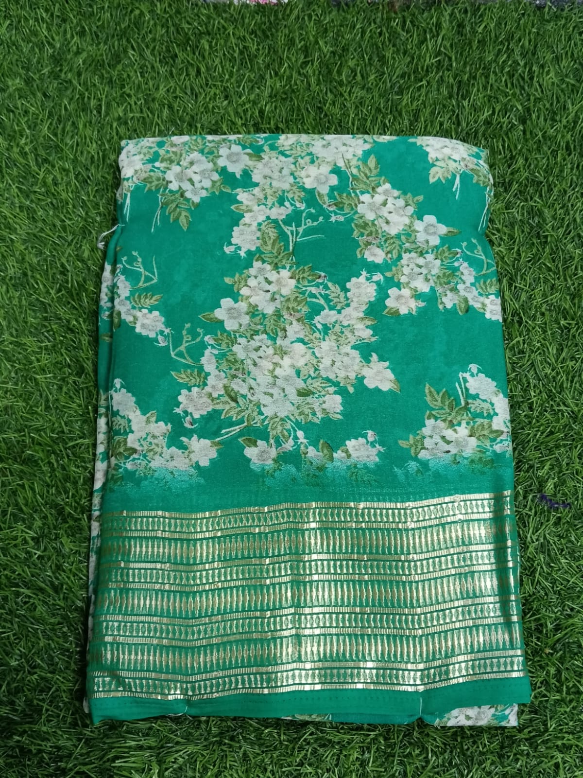 SJ114 HEAVY GEORGETTE WITH BORDER