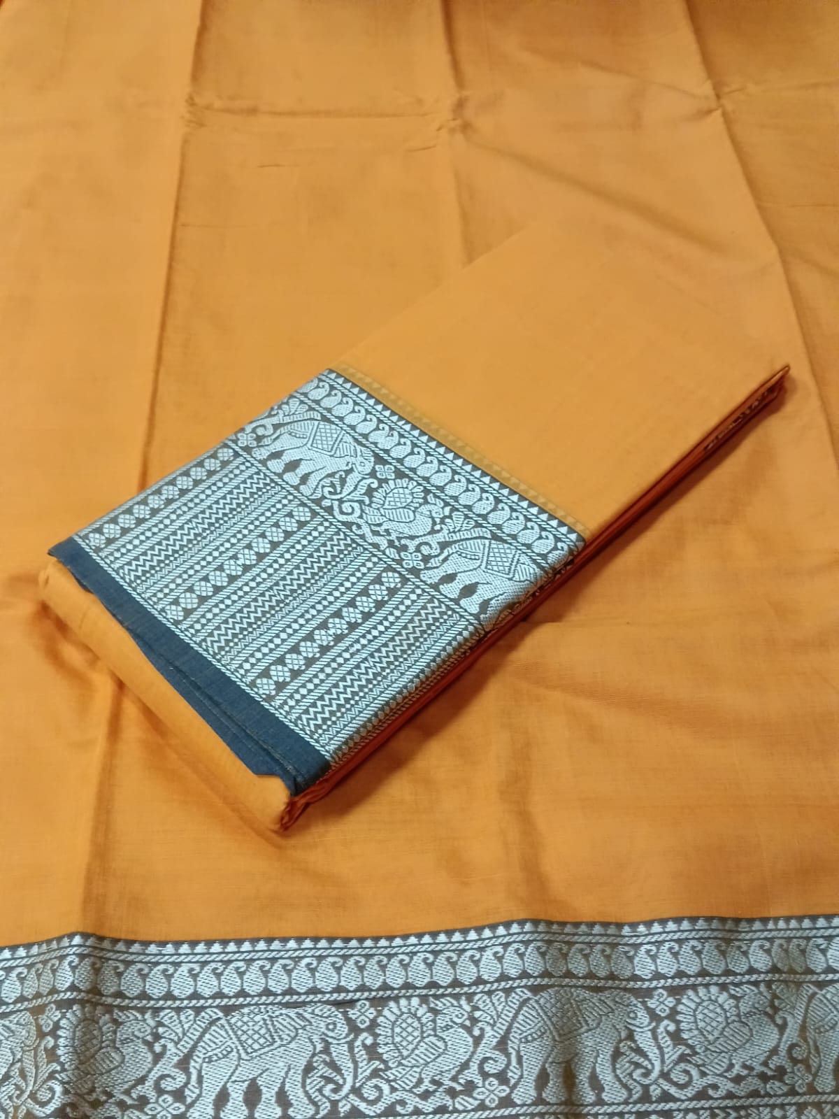SJ119 NARAYANI PATTU