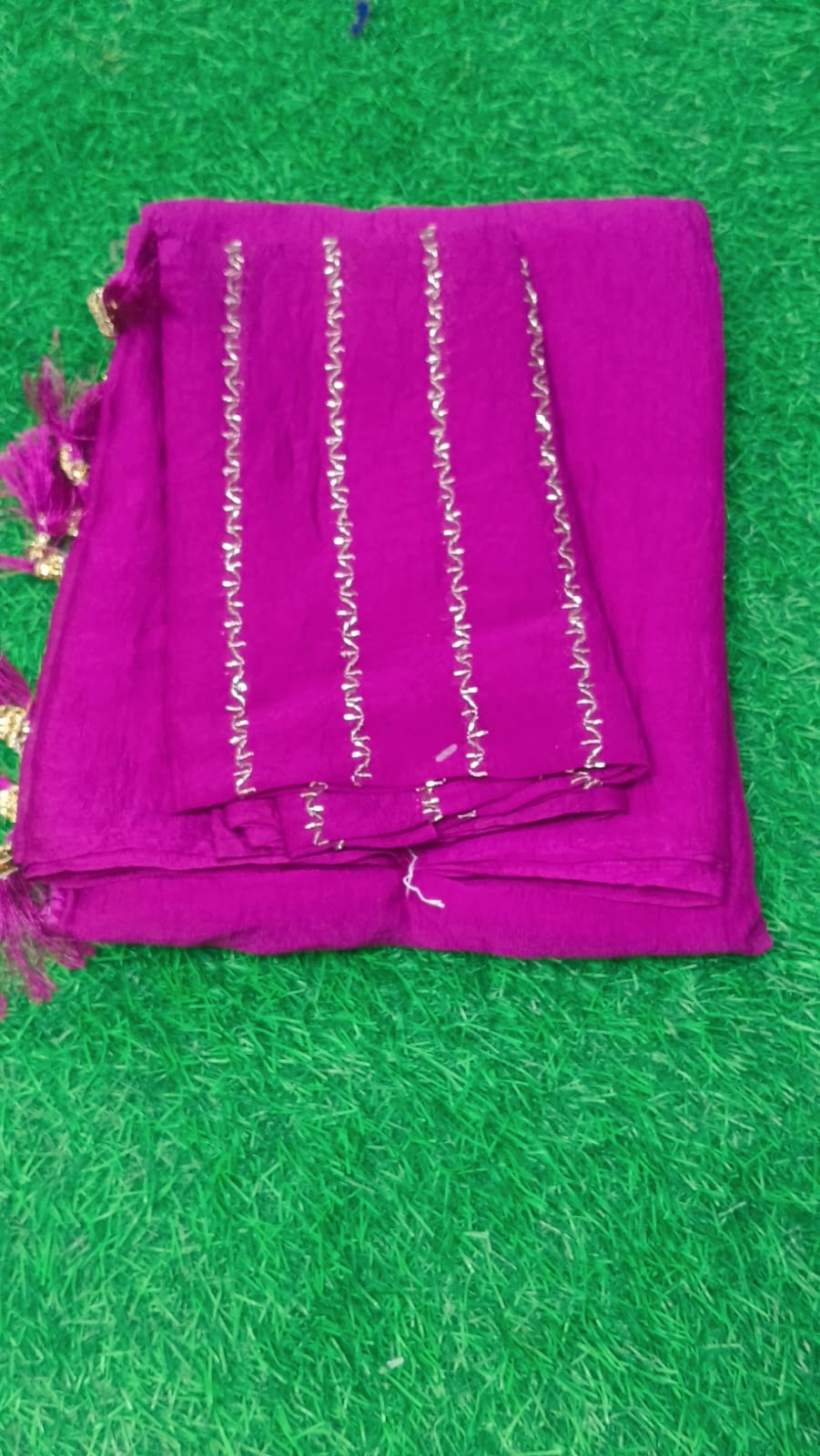 SJ129  aari work blouse with plain saree