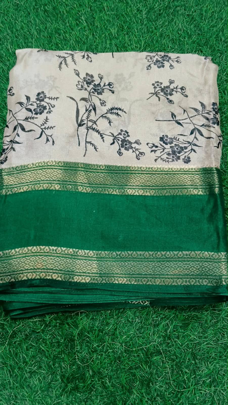 SJ142 RETTA PATTA BORDER MASHMELLOW FABRIC